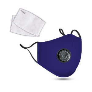 Een wit katoenen masker met elastische oorlussen voor bescherming tegen stof en allergenen.